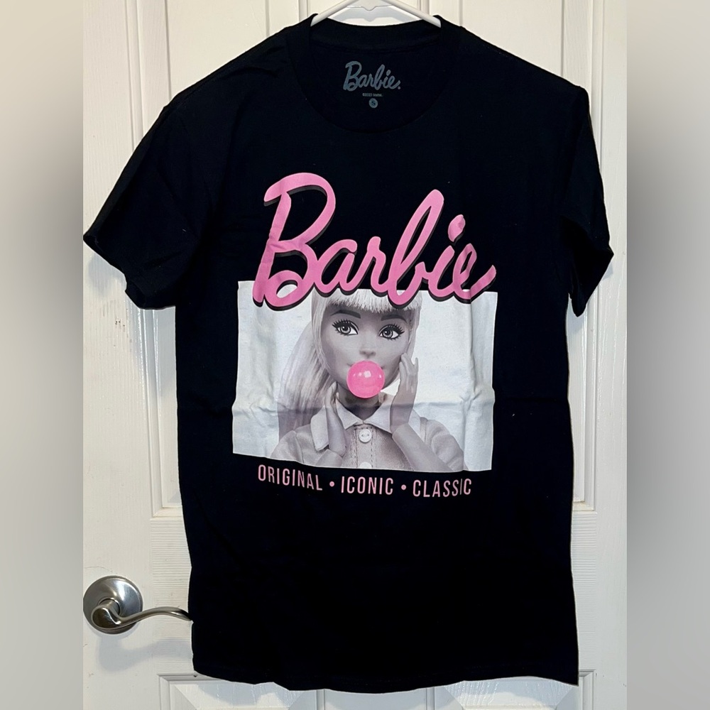 Barbie/Chucky Black and Pink Short Sleeve Tee